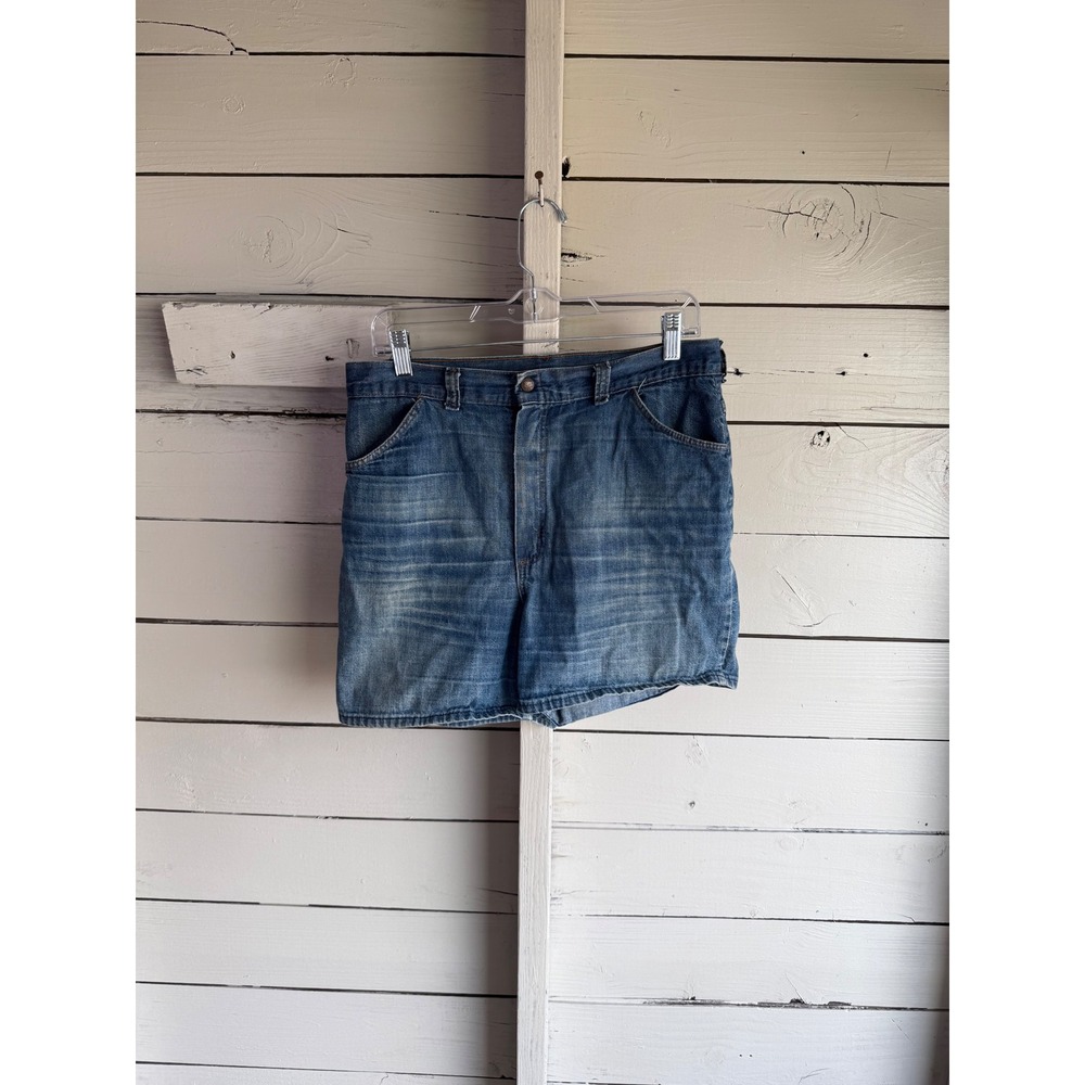 Vintage Renegade Denim Shorts womens Medium Wash Blue Jean Workwear Retro